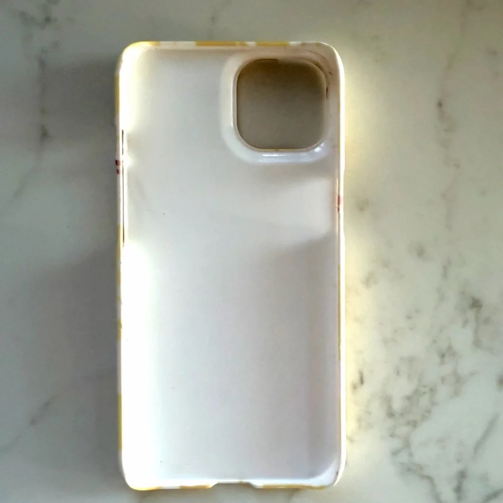 Burga iPhone 14 Yellow Floral iPhone Case - White Flower Design